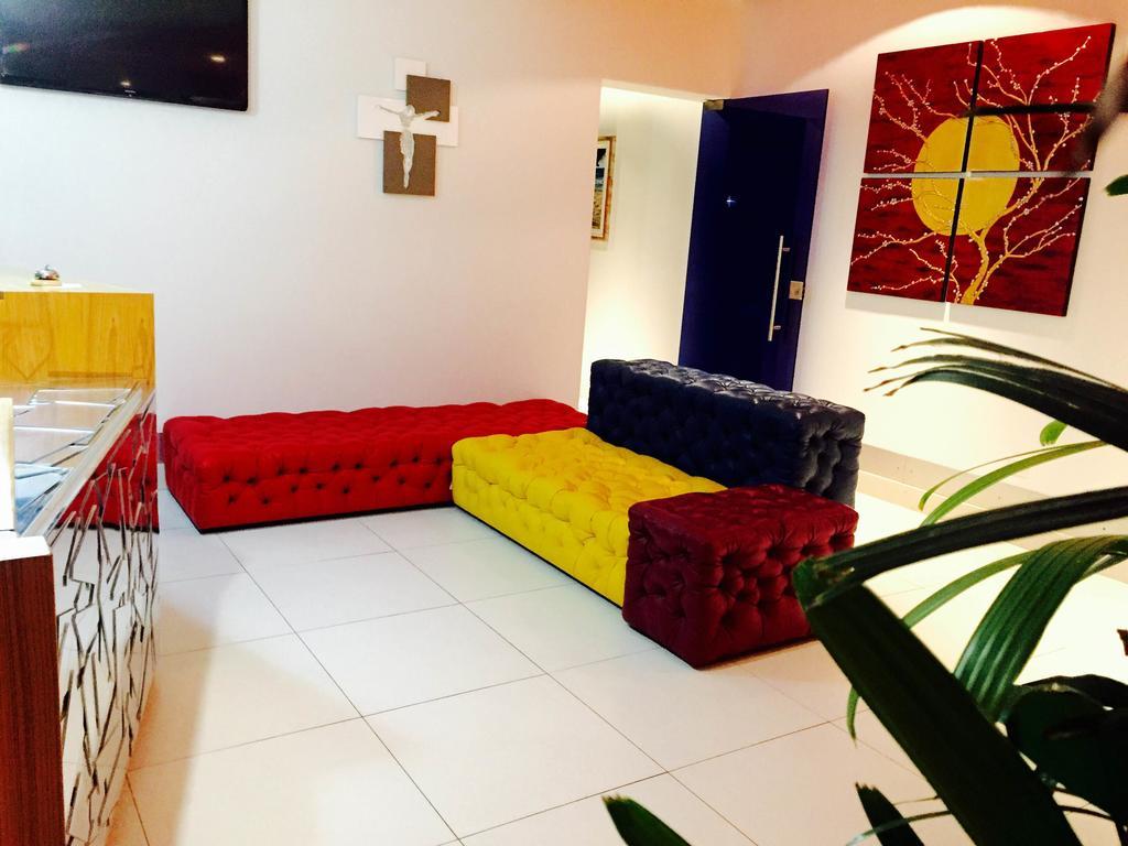 פורטו צ'זראו Hotel Zodiaco מראה חיצוני תמונה