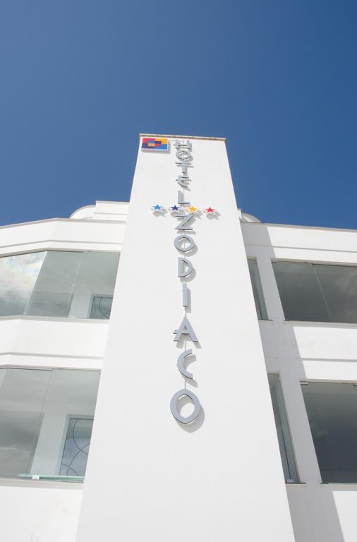 פורטו צ'זראו Hotel Zodiaco מראה חיצוני תמונה